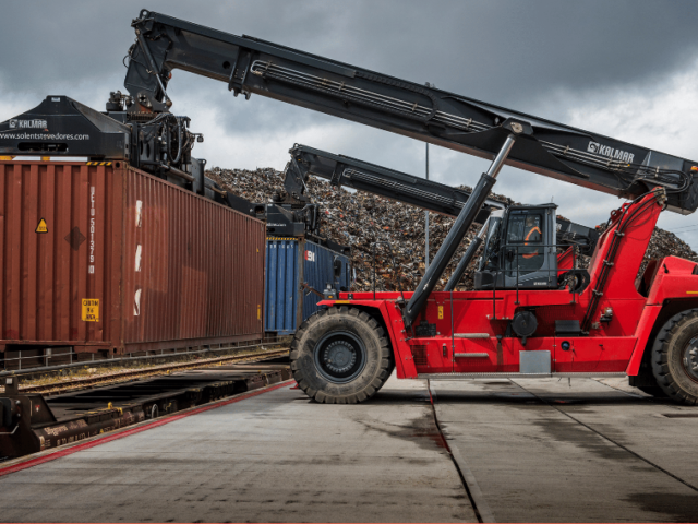 Solent Stevedores: Taking Trucks Off the Road in Southampton